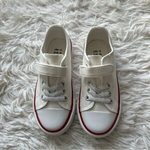 Amazon Kids Sneakers White New With Tags Size 12